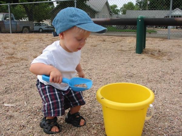 I know how to use a shovel!